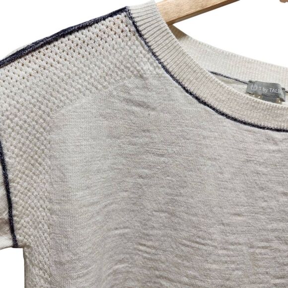 T by Talbots knit shirt long sleeve eyelet size XS - Picture 3 of 5